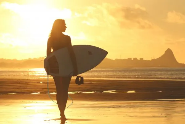 beach_clouds_dawn_girl_ocean_recreation_sand_sea-1179063